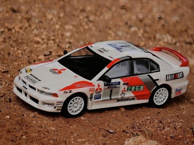 新品 MK Miniatures 1/64 三菱 ギャラン Mitsubishi Galant VR-4 三菱
