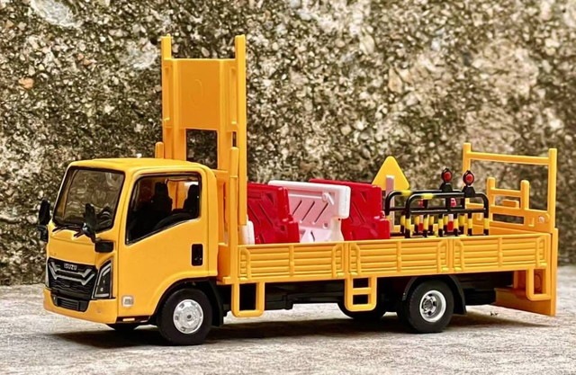 予約 DBGT Model 1/64 いすゞ エルフ トラック Isuzu ELF Engineering