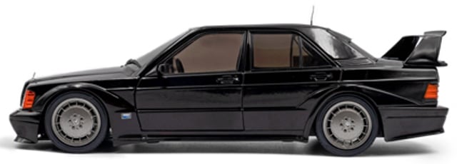 予約 S1801012 SOLIDO 1/18 メルセデス ベンツ 190(W201) Evo II