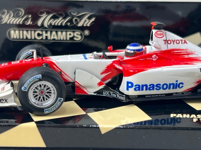 1/43 ミニチャンプス 400030070 パナソニック トヨタ レーシング F1