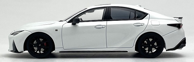 京商 ミニカー レクサス LS500 Fスポーツ 1/43 新品 KS03932W 京商 1/43 レクサス LEXUS IS500 F SPORT PERFORMANCE