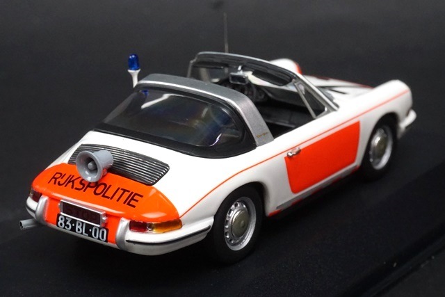 1/43 ミニチャンプス 400061190 ポルシェ 911 タルガ 1965
