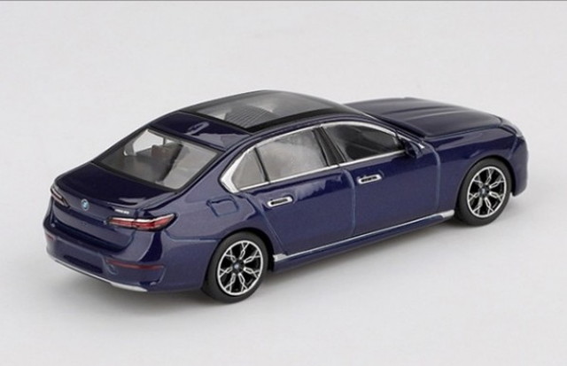 新品 MGT01111-R TSM MINI-GT 1/64 BMW i7 xDrive60 タンザナイト