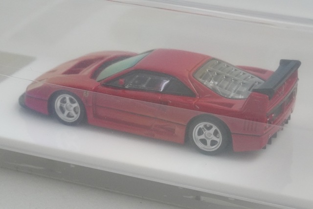 1/64 M64X フェラーリ　F40 lm Competizione 赤 s-l1200.jpg