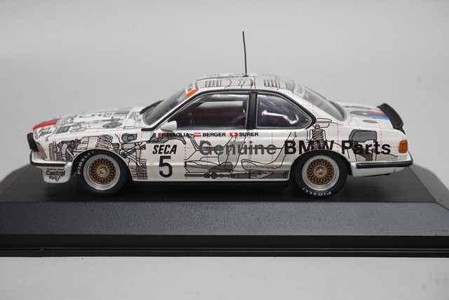 BMW 2000tii touring ミニチャンプス ディーラー別注 1/43