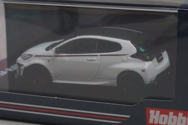 新品 HJ642024GW ホビージャパン 1/64 トヨタ GR ヤリス RZ