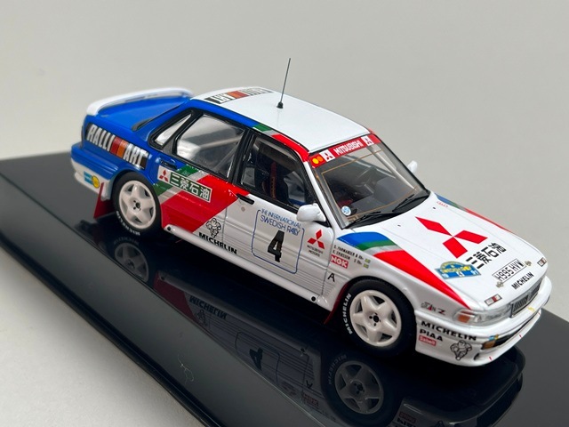 1/43 イクソ KBI030 三菱 ギャラン VR-4 Swedish スウェーデンラリー