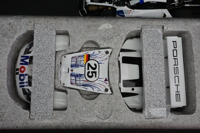 1/18 オートアート 89772 ポルシェ 911 GT1 ルマン24h 1997#25