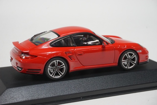1/43 �ߥ˥����ץ� 400069000 �ݥ륷�� 911 ������ 2010 ��å�