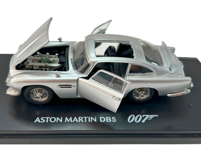 新品 8250622 XiaoGuang MODEL 1/43 アストンマーティン DB5 1965