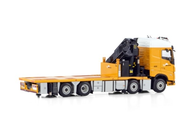 新品 01-4581 WSI 1/50 Mourik VOLVO FH5 GLOBETROTTER 8X2 TAG AXLE