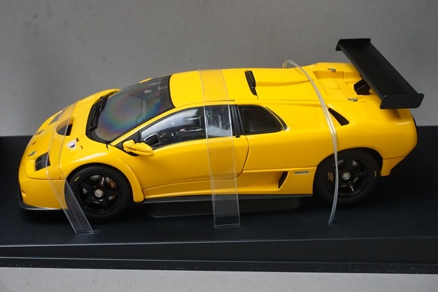 1/18 オートアート 74521 ランボルギーニ ディアブロ GTR 2001