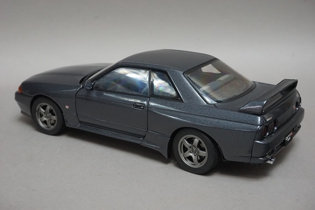オートアート1/18スカイラインR32 GT-R N1ニスモオプションパーツ Amazon | オートアート 1/18 日産 スカイライン GT-R R32 N1