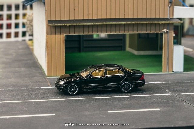新品 T64G-072-BK Tarmac Works 1/64 メルセデス ベンツ Mercedes-Benz