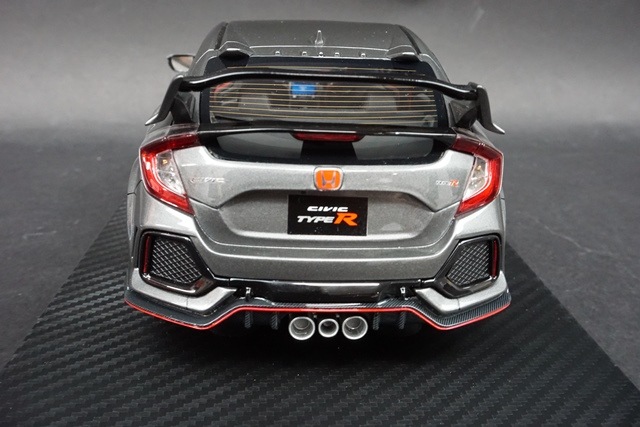 OneModel ホンダシビックタイプ R FK8 1/18 AUTOart 1/18 ホンダ シビック タイプR （FK8） リミテッド