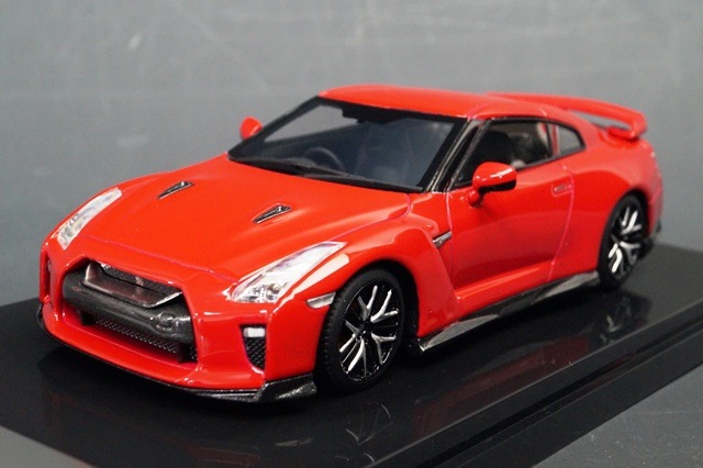 新品17B08-58 onemodel 1/43 日産 GT-R 2017 Vibrant Red, Boost Gear
