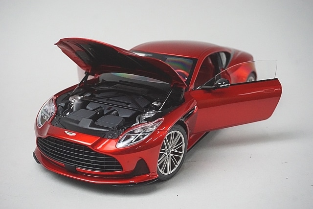 新品 MH モデル 1/18 アストンマーチン DB12 Coupe ミニカー 楽天市場】ミニカー 1/18 アストンマーチン DB12 ブルー色