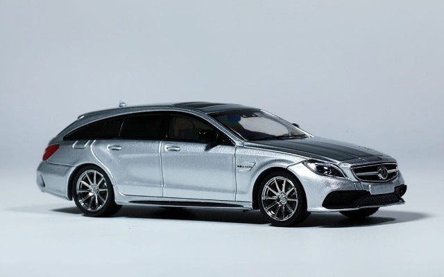 新品 KING MODEL 1/64 CLS63 Shooting brake Silver, Boost Gear