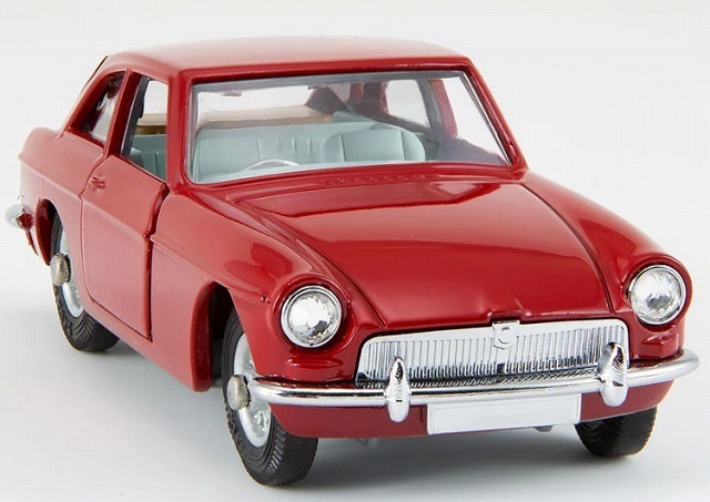 新品 CG54321026 コーギー 1/45 #327 - MGB GT , Boost Gear ミニカー通販