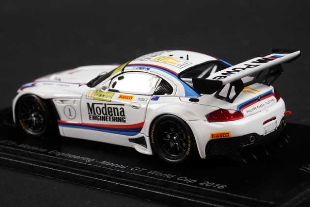 1/43 スパーク SA150 BMW Z4 GT3 Modena Engineering マカオ GT World