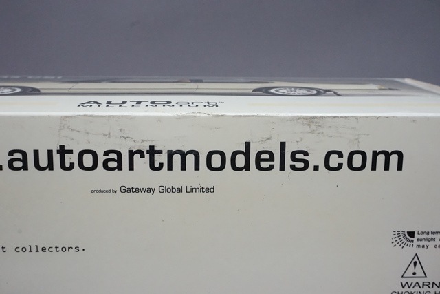 1/18 オートアート 70523 BMW 635 CSI メタリックベージュ, Boost Gear