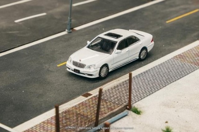 新品 T64G-072-WH Tarmac Works 1/64 メルセデス ベンツ Mercedes-Benz