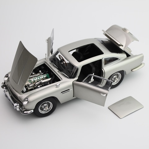 新品 8251033 XiaoGuang MODEL 1/18 アストンマーティン DB5 007