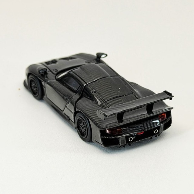 ͽ��  Transcend model 1/64  Porsche 911 GT1 24h LeMans 1997 Black Carbon Fiber Texture