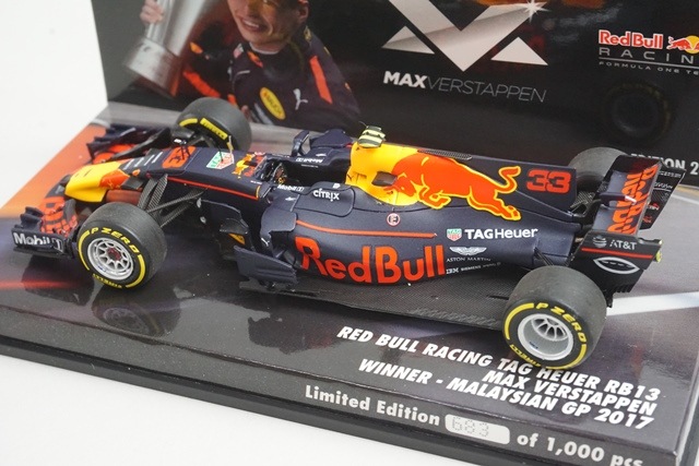 1/43 ミニチャンプス 447171533 レッドブルレーシング タグホイヤー
