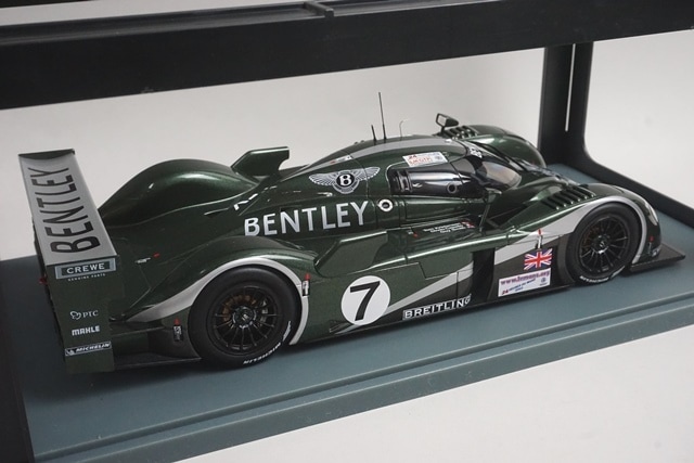 オートアート 1/18 ベントレー スピード8  LeMans  2003 #7 Autoart 1/18 Scale Diecast 80353 - Bentley Speed 8 Le Mans