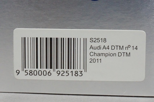 1/43 スパーク S2518 アウディ A4 DTM チャンピオン 2011 #14, Boost