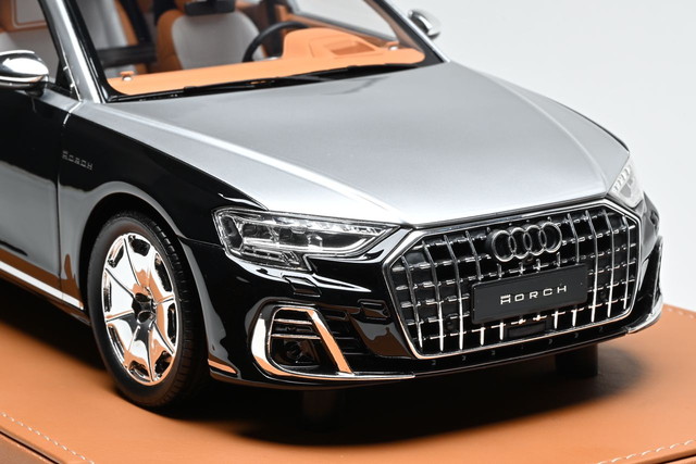 レア！　1/18 アメ車　ミニカー　アウディ　A8 ラグジュアリー　箱あり 予約 Vehicle Art 1/18 アウディ ホルヒ Audi A8L Horch Legendary
