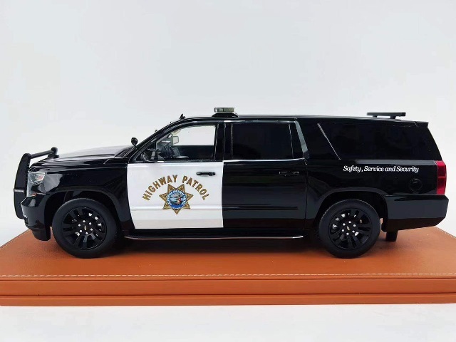 ͽ  Vehicle Art 1/18 ܥ졼 СХ Chevrolet Suburban Black HIGHWAY PATROL CHP ѥȥ ݥꥹ99