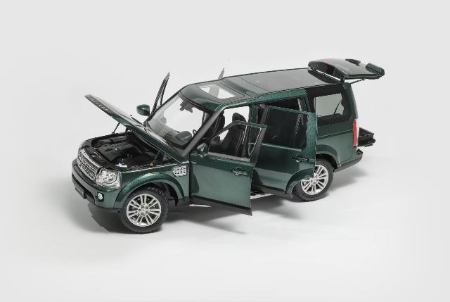 ランドローバー ディスカバリー 2 ミニカー 1／18