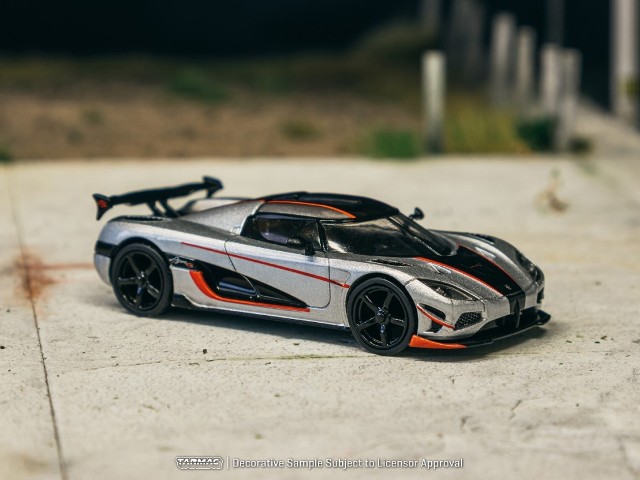 激レア　tarmac works ターマックワークス　ケーニグセグ　アゲーラRS 楽天市場】TARMAC Works 1/64 ケーニグセグ アゲーラ RS