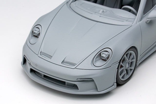 予約 EM758B メイクアップ/アイドロン 1/43 ポルシェ 911 (992) GT3