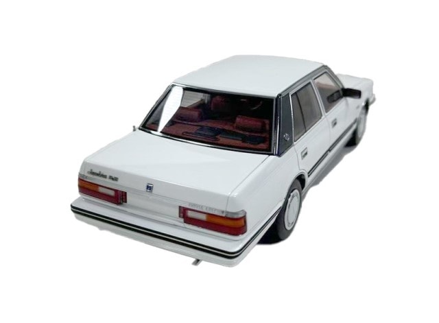 トヨタ　クラウン　ミニカー　1/18 予約 8250611W XiaoGuang MODEL 1/18 トヨタ クラウン 1984
