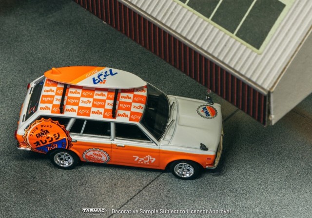 ミニカー Datsun Bluebird 510 新品 T64G-026-FA Tarmac Works 1/64 Datsun Bluebird 510 Wagon FANTA