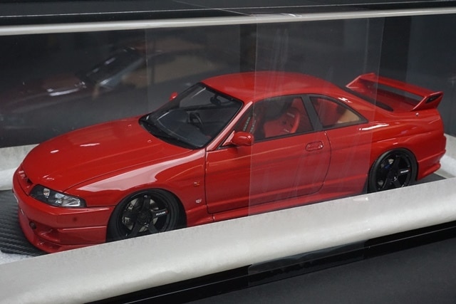 1/18 ˥åǥ IG1315 Nissan Skyline GT-R (BCNR33) Matsuda Street Wine Red With Mr. Matsuda WEB