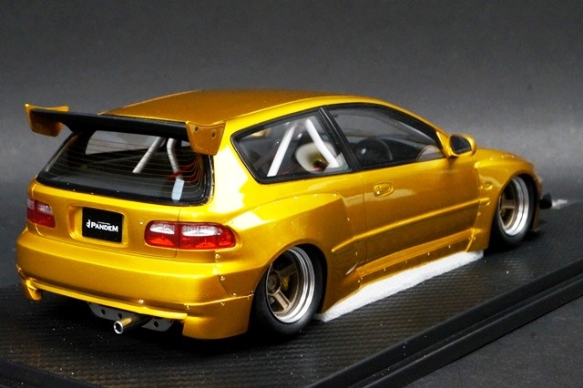 ����17B06-66 onemodel 1/18 �ۥ�� EG6 Rocket Bunny Gold��(����30��)