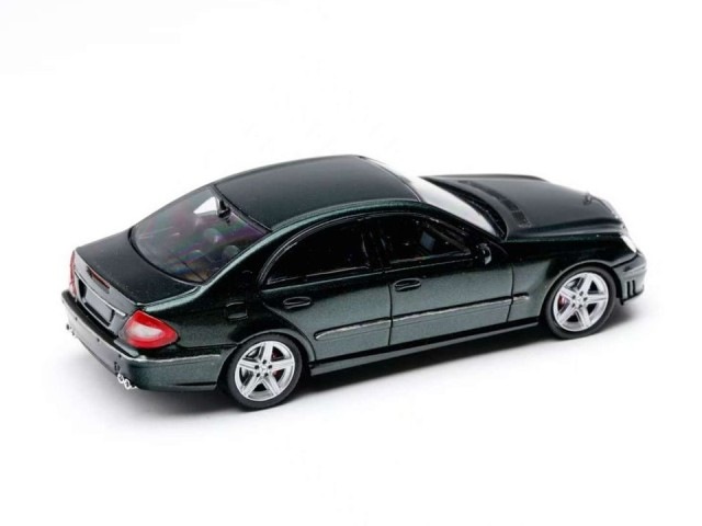 新品 KING MODEL 1/64 E63 AMG W211 British Green, Boost Gear