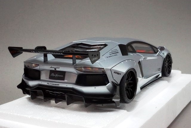 1/18 オートアート 79181 LIBERTY WALK LB-WORKS ランボルギーニ