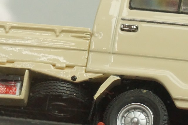 1/43 エブロ 43986 ホンダ TN360 クローラー 1968 アイボリー, Boost