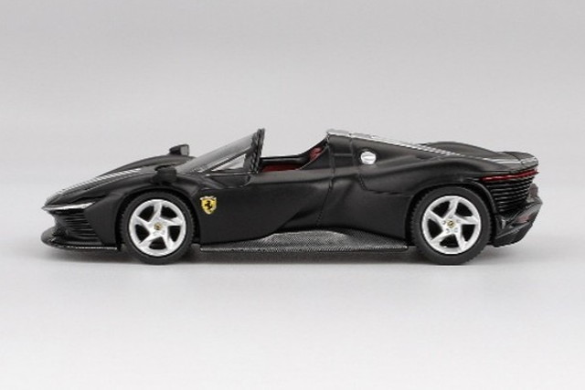 新品 BBRFER64021 BBR 1/64 フェラーリ デイトナ SP3 マットブラック