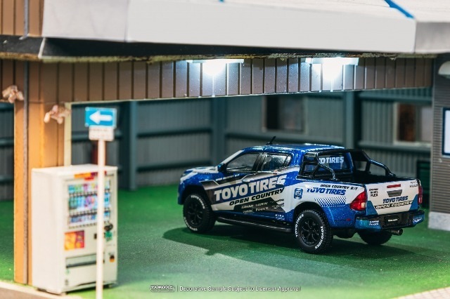 ���� T64-041-TOYO Tarmac Works 1/64 �ȥ西 Toyota Hilux Toyo Tires 