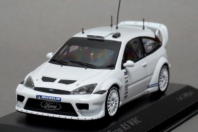 ミニチャンプス 1/43 フォード フォーカス RS WRC 未開封 1/43 ミニチャンプス 400038300 フォード フォーカス RS WRC
