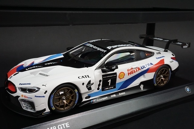 1/18 ミニチャンプス 80432451000 BMW M8 GTE #1