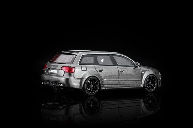 ͽ�� M68308 �⡼�����إ�å��� 1/64 �����ǥ� RS 4 (B7) 2005 Grey Pearl