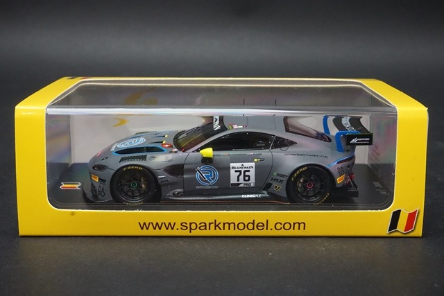 ミニカー3台まとめGTR、アストンマーチン、カマロ PR640173.jpg