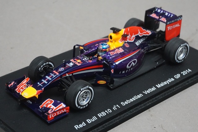 1/43 スパーク SCS143 鈴鹿サーキット特注 レッドブル RB10